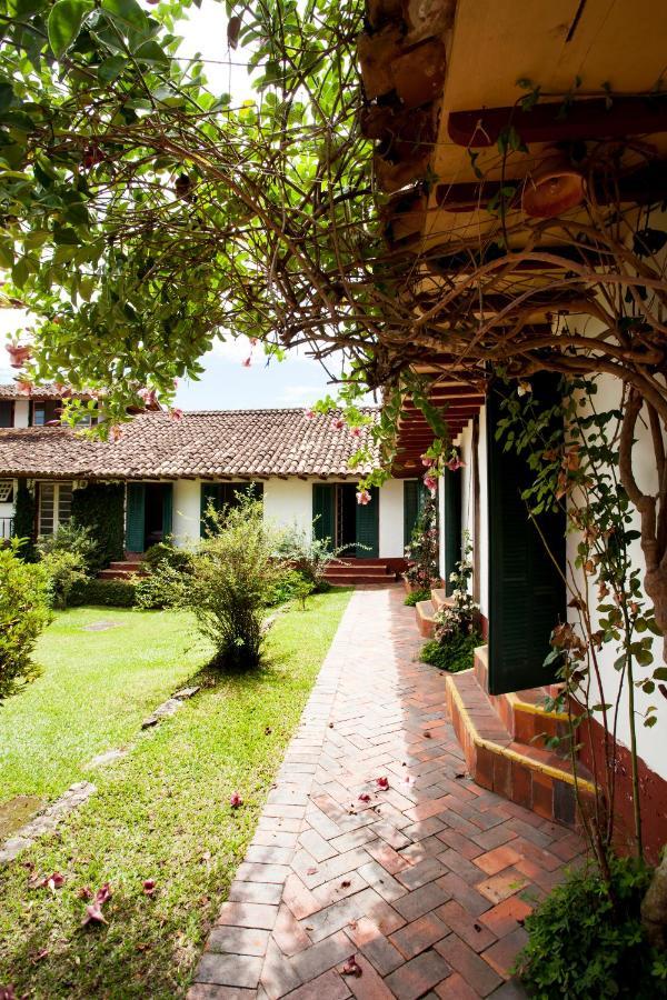 Hotel Fazendao Santa Branca Exterior foto